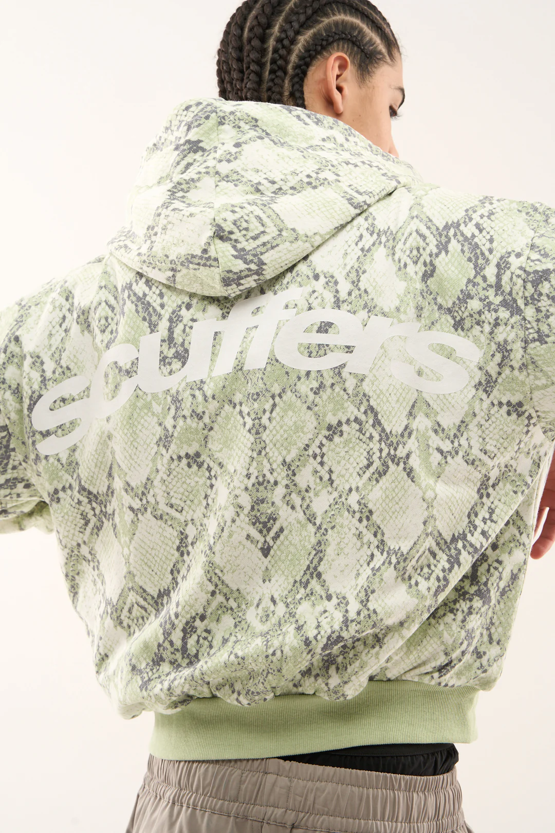 0020 Scffsnakegreyzipper 0028