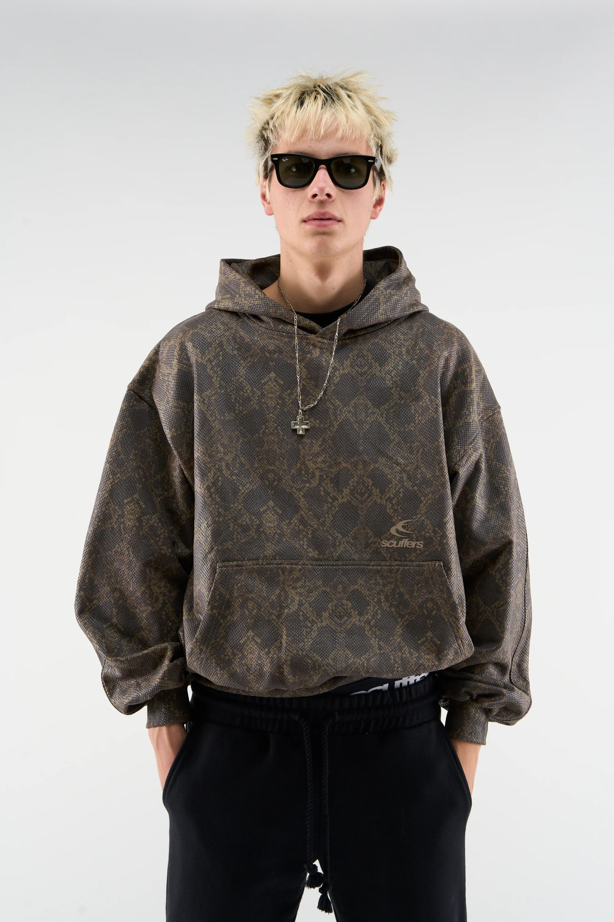 Drop 16 Co0767 Jpg