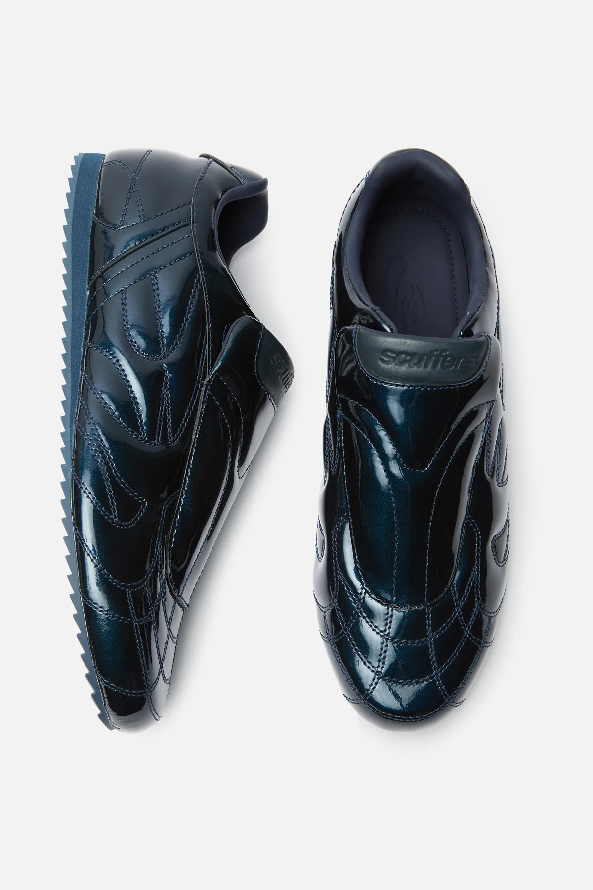 Iconicradiantbluesneakers Sem50 2 Jpg