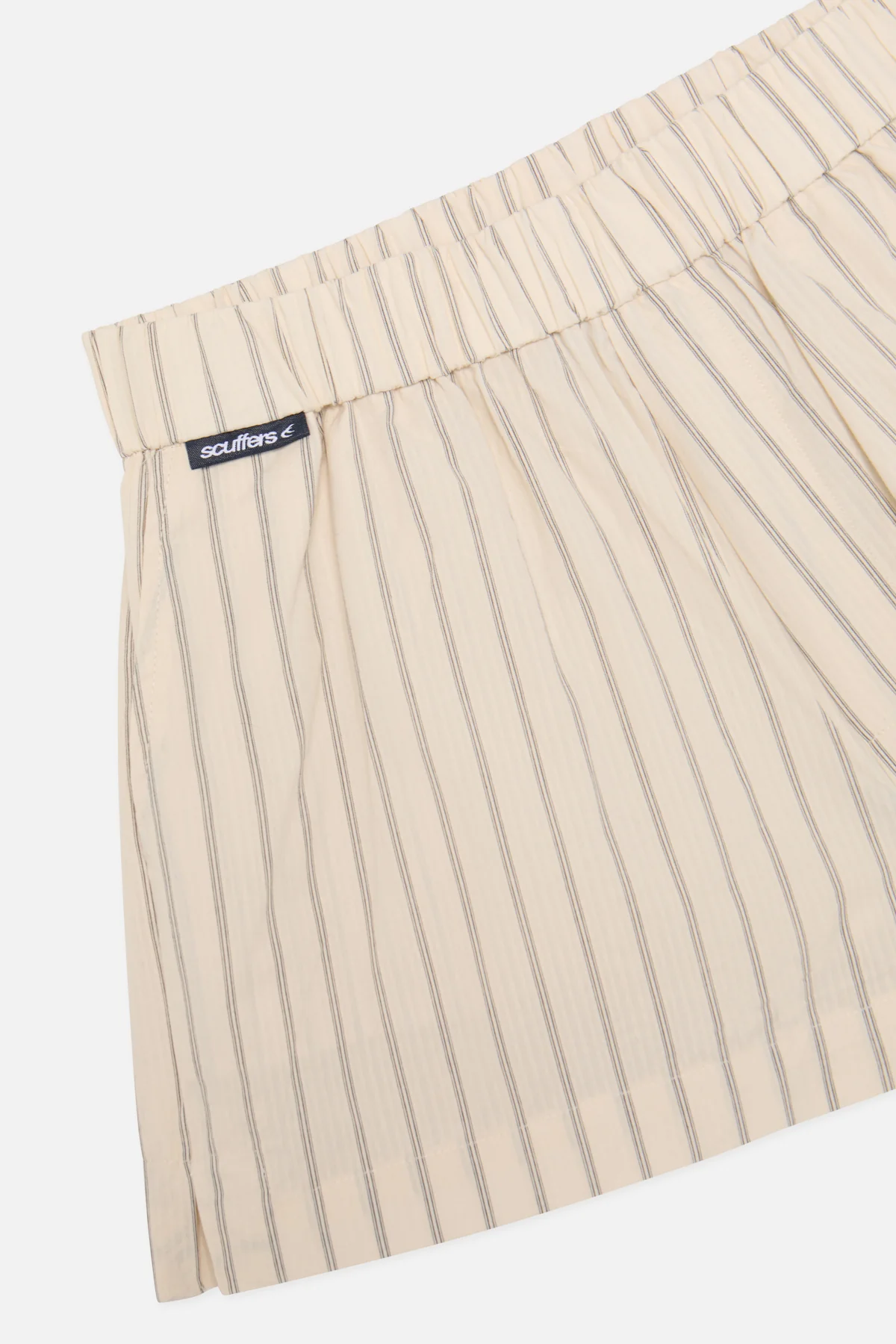 Pearlwhiteshorts Girldrop1 3 Jpg