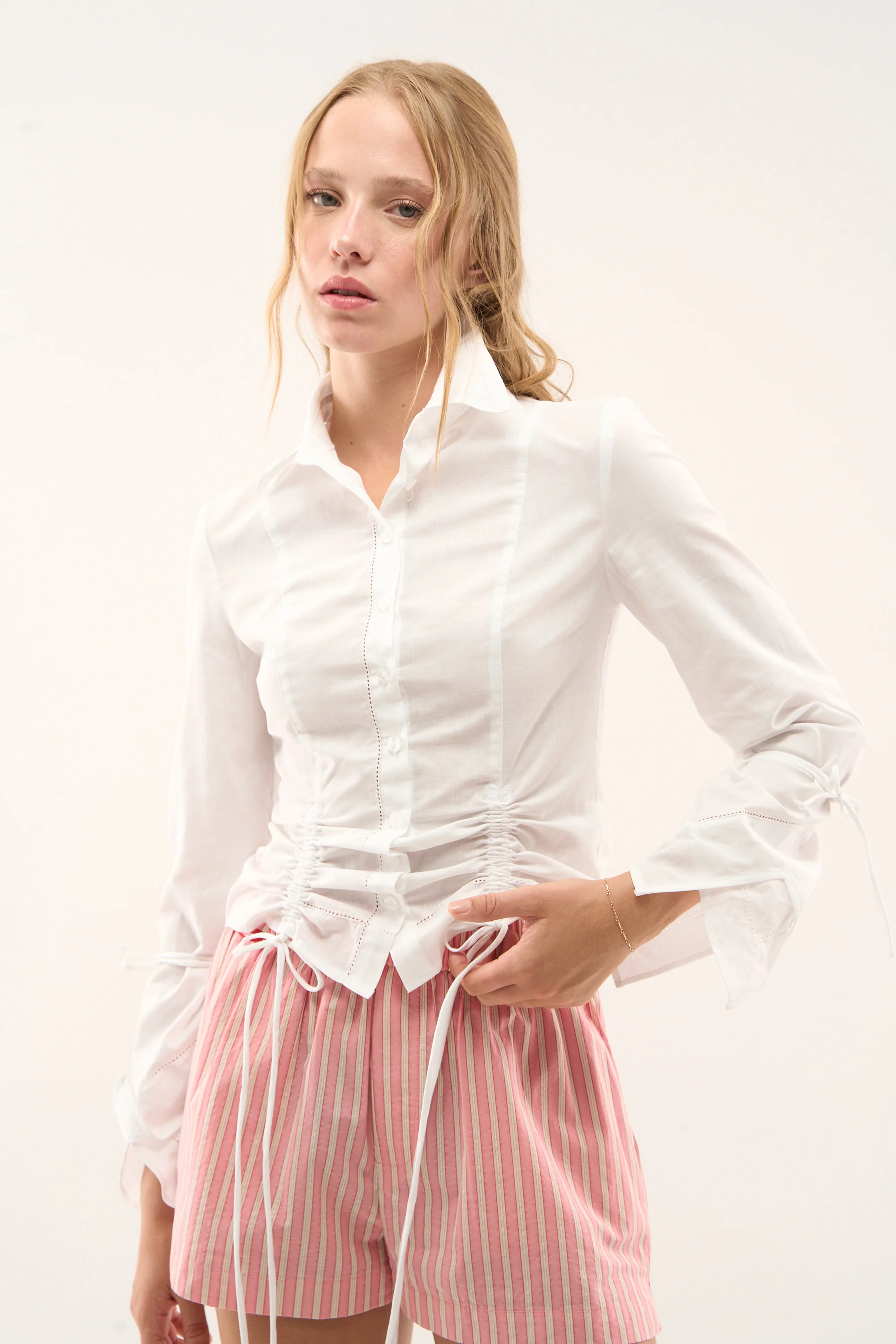 Woman Ecom 23 04 20250147 Jpg